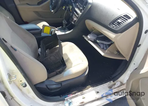 2015 Kia Optima Lx from USA, damaged, VIN 5XXGM4A70FG440815